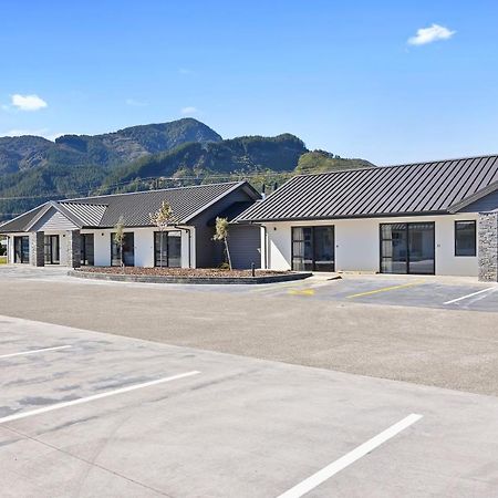 Grand Suites Murchison Eksteriør billede